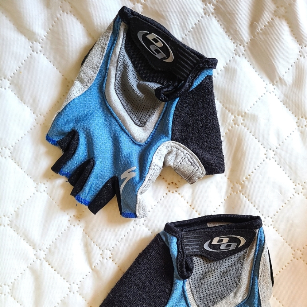 Specialized BG Cycling Gloves, Men's Small (S)